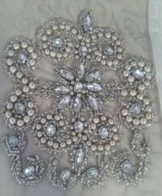 PADRÃO ORNAMENTAL APLICADO A/EM TECIDO