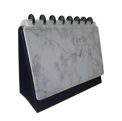 CONFIGURAÇÃO APLICADA A/EM CADERNO COM SUPORTE