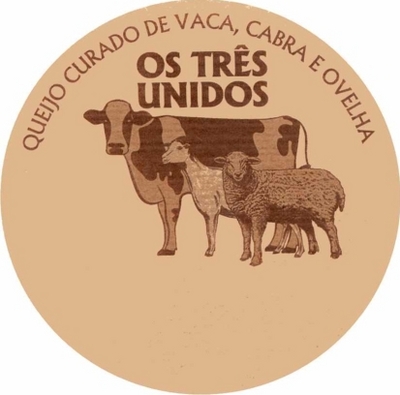 QUEIJO CURADO DE VACA, CABRA E OVELHA, OS TRÊS UNIDOS