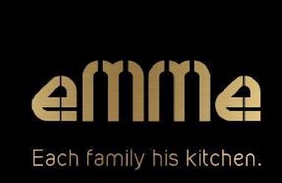 EMME EACH FAMILY HIS KITCHEN