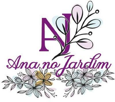 ANA NO JARDIM