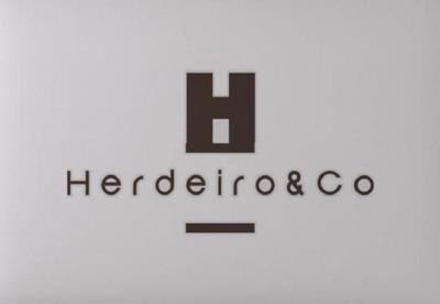 HERDEIRO & CO