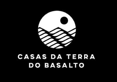 CASAS DA TERRA DO BASALTO